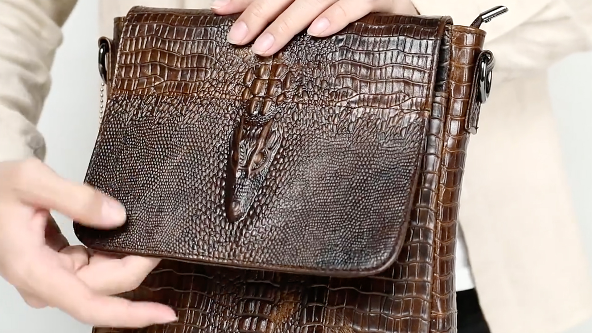 Amazon.com: LUKZIJAES Genuine Leather Flap Messenger Bag for Men